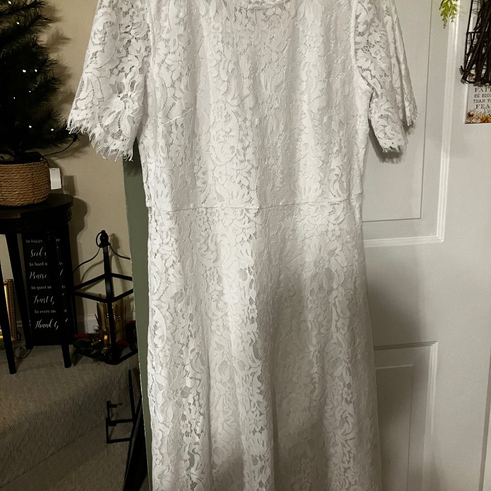 Isaac mizrahi white lace dress